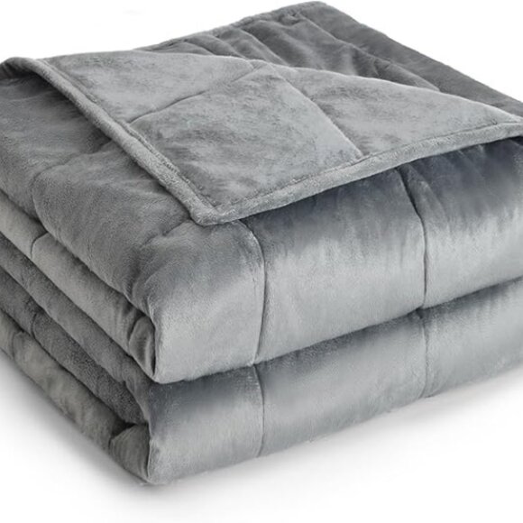 American Textile Company  Tranquility Quilted Plush Weighted Blanket (12lbs) NEW - Picture 4 of 5